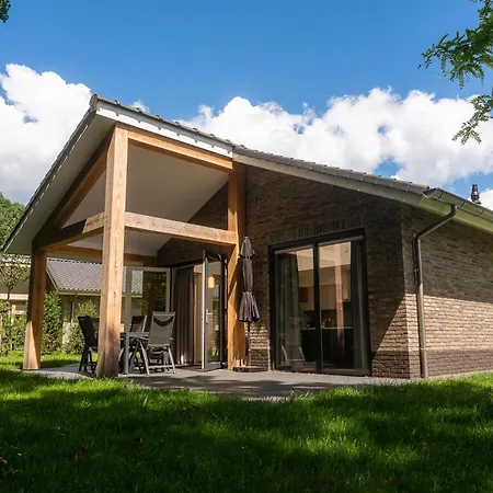 De Ijsvogel - Het Echte Veluwegevoel フォールトハイゼン